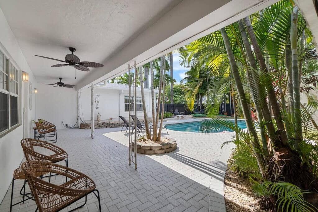 Walk To Las Olas Banyan Room Palm Paradise Inn Форт Лодърдейл Екстериор снимка
