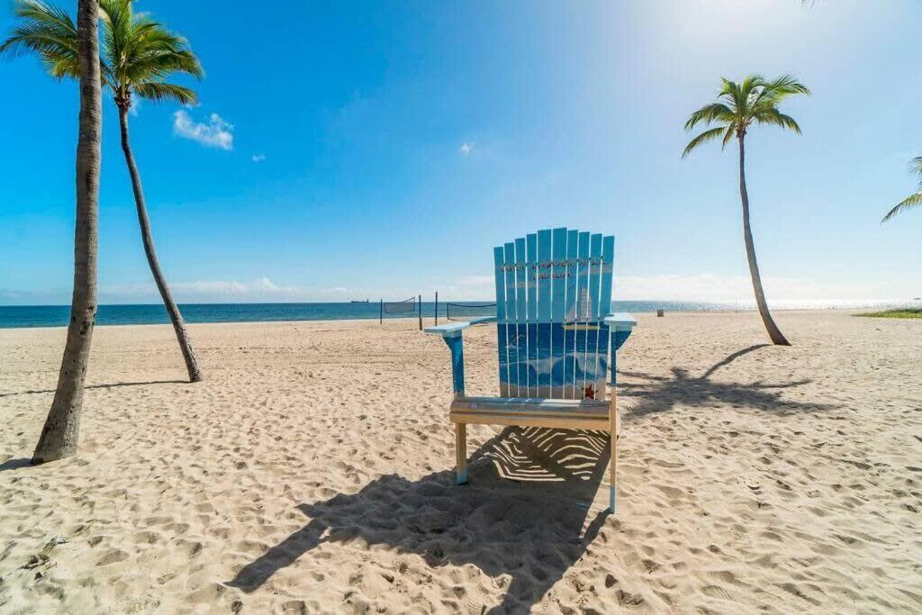 Walk To Las Olas Banyan Room Palm Paradise Inn Форт Лодърдейл Екстериор снимка