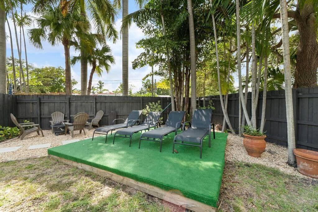 Walk To Las Olas Banyan Room Palm Paradise Inn Форт Лодърдейл Екстериор снимка